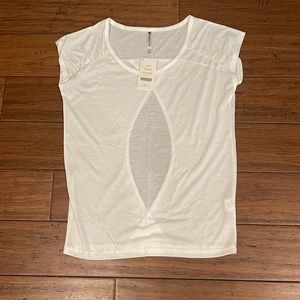 🚴🏻‍♀️NWT Fabletics White Dry-Flex Open Back Tank Top Women’s XS🎾